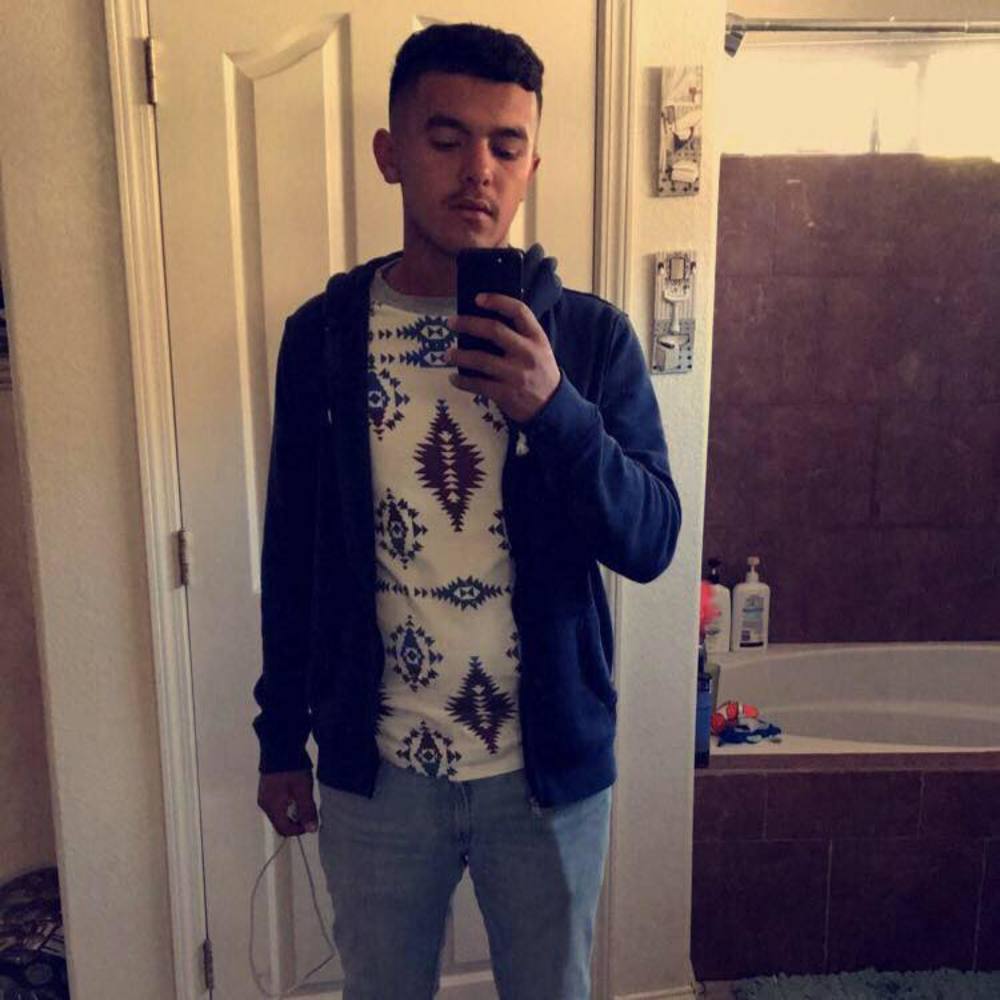 Meet your Posher, Juan
